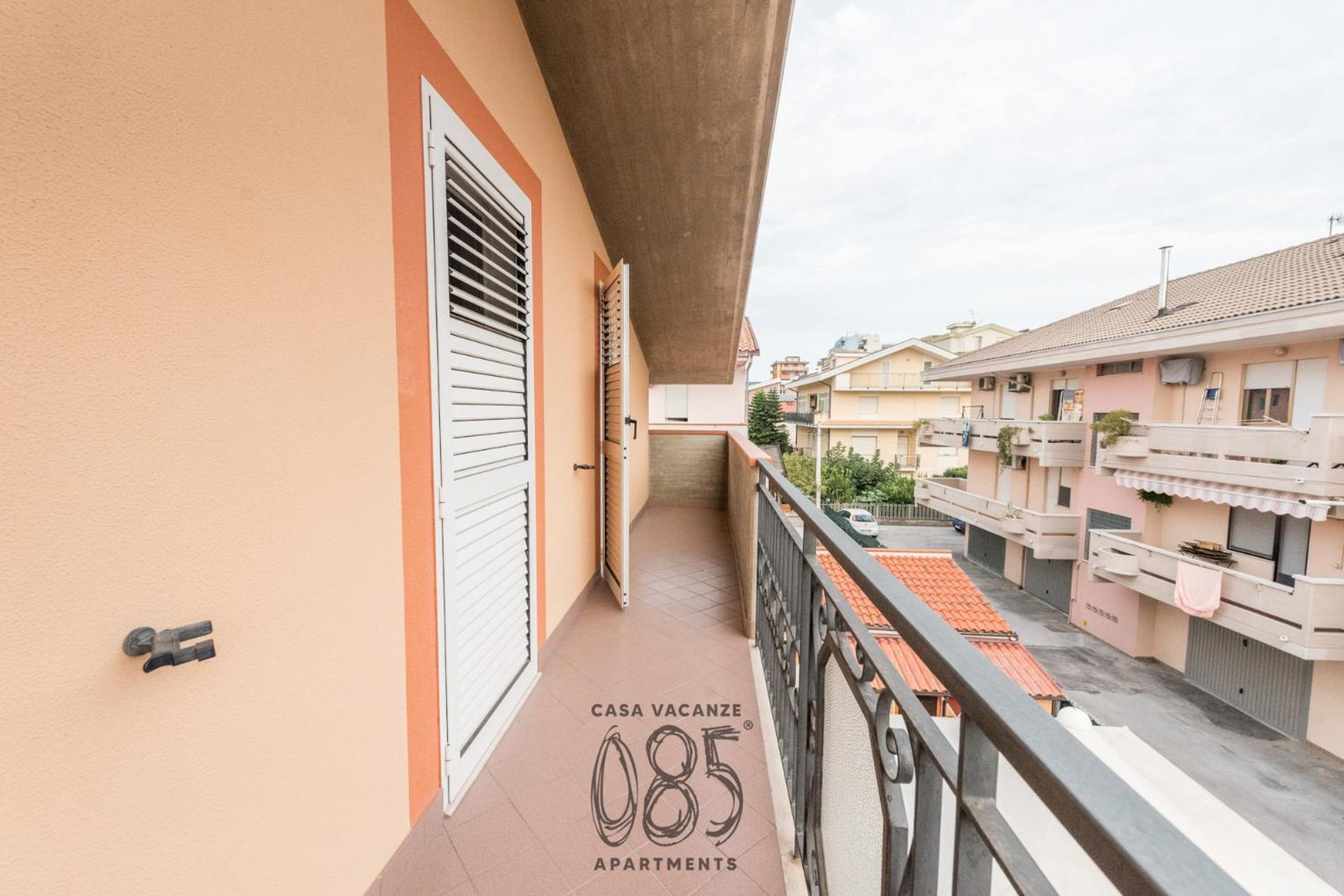 085 Apartments Монтесильвано Экстерьер фото