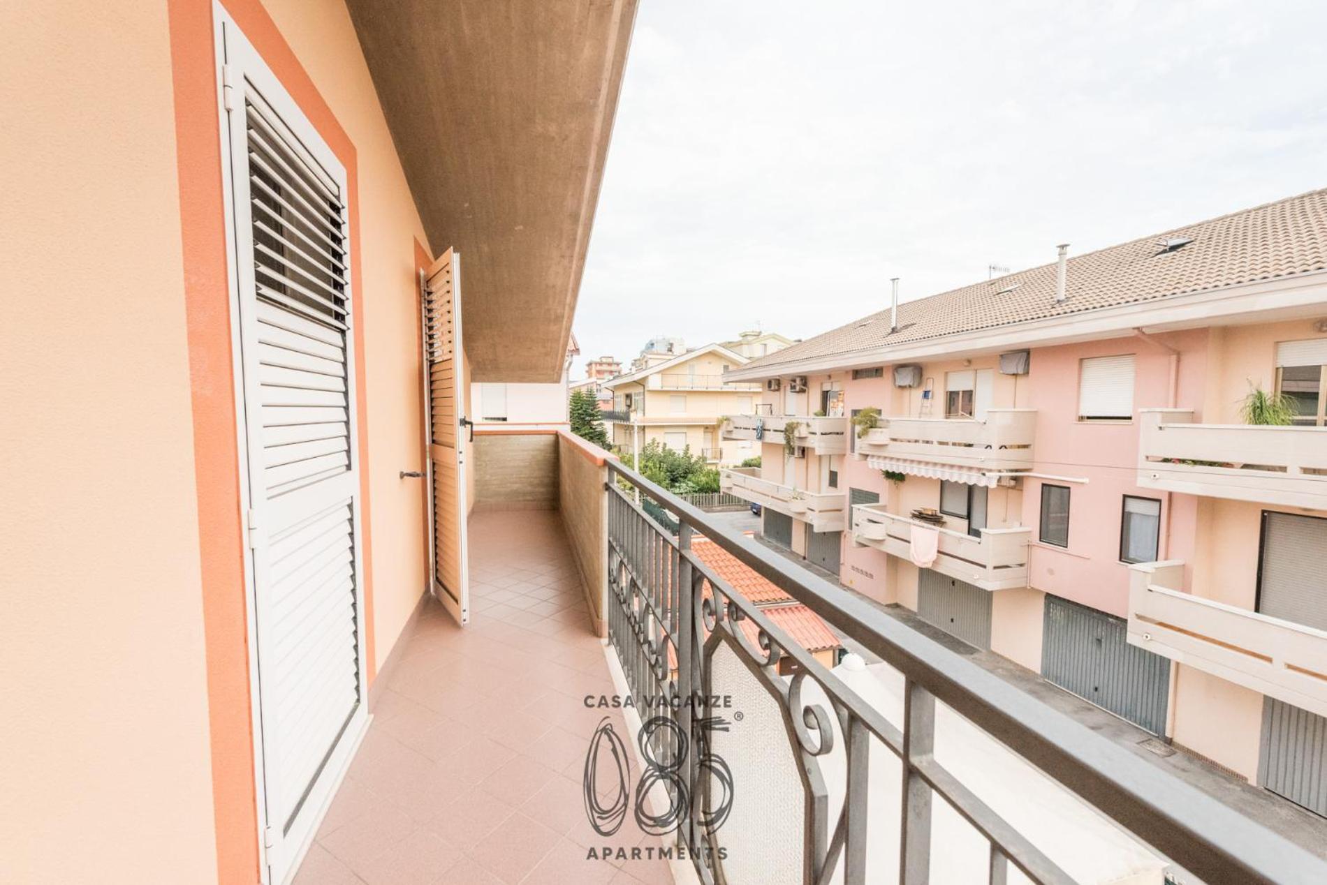 085 Apartments Монтесильвано Экстерьер фото